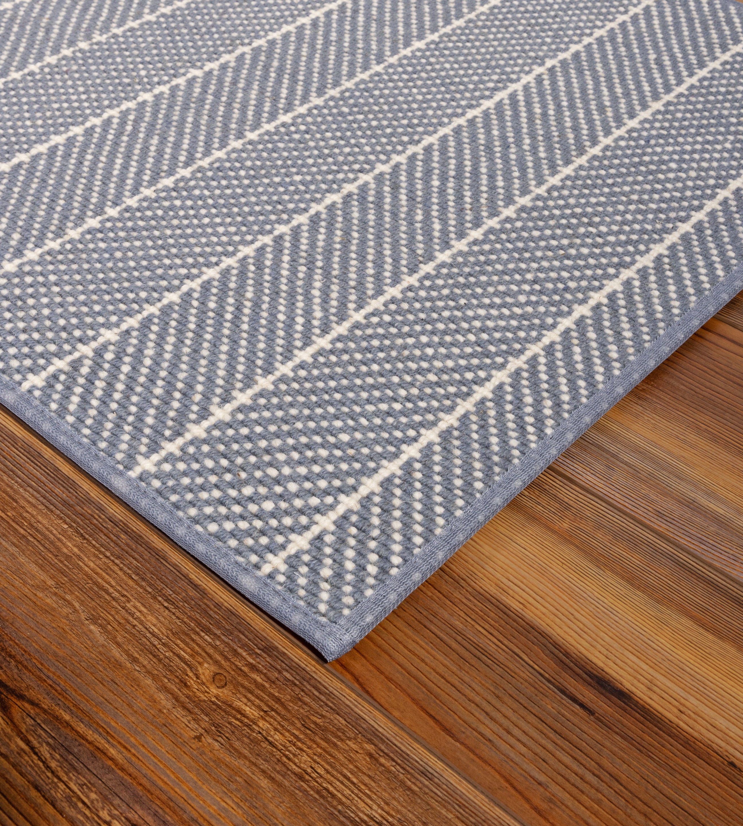 Cantebury_Runner_SoftBlue.jpg?
