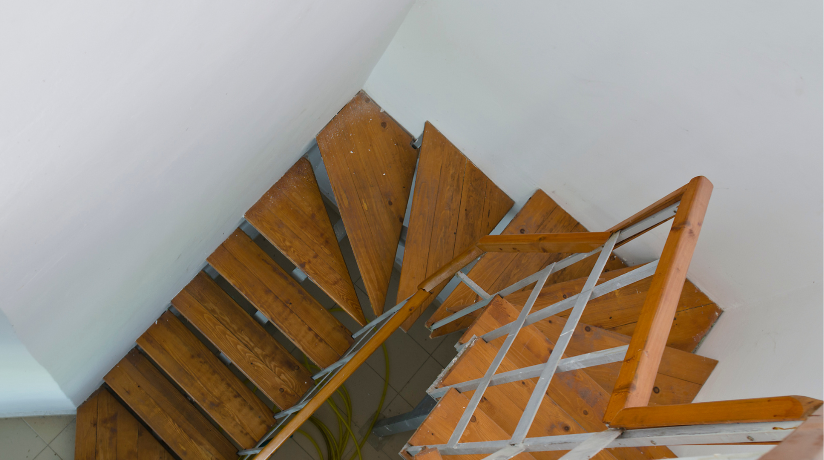 How To Stain Oak Stair Treads