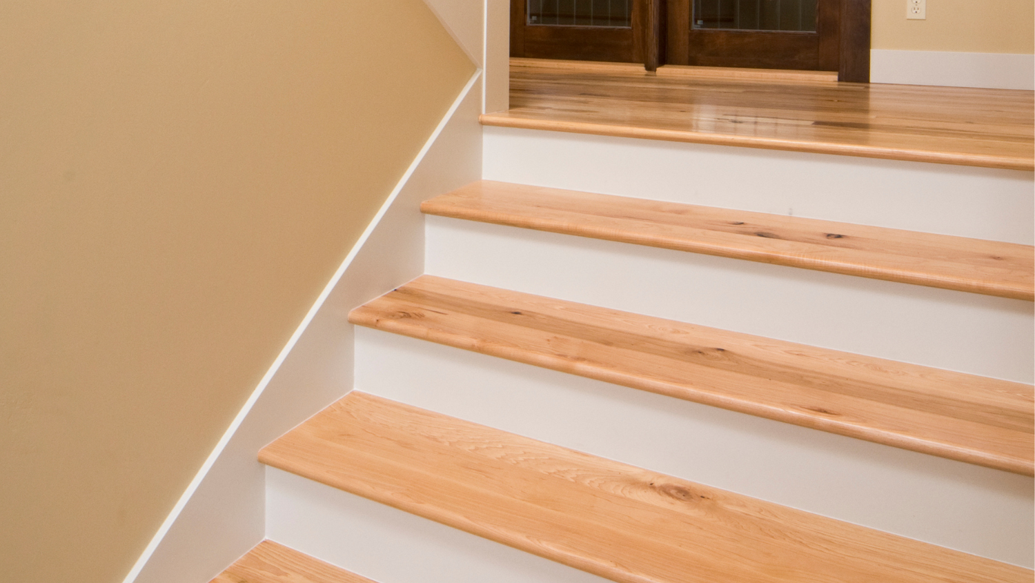 How Much Does It Cost to Replace Stair Treads?