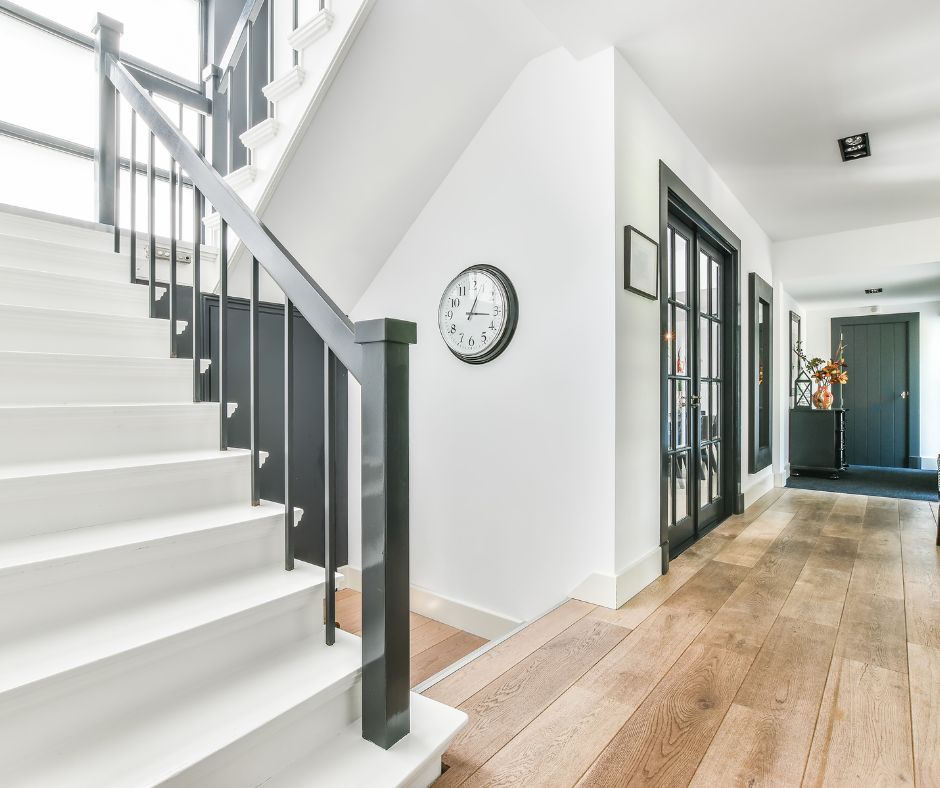 Space-Saving Quarter-Turn Stairs for Small Areas