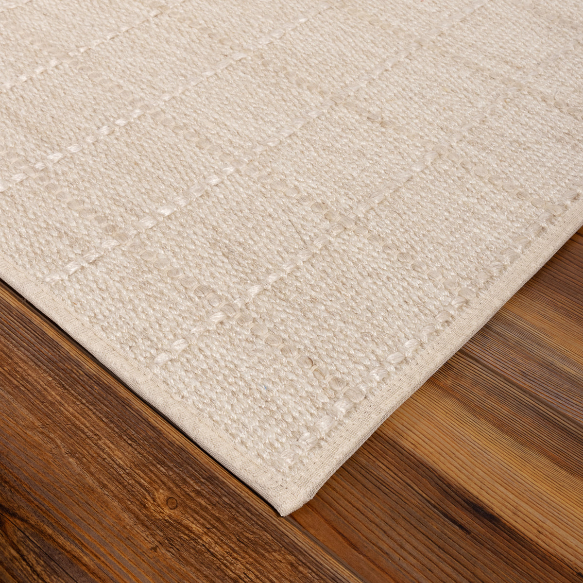 TailoredSquare_Runner_Oyster_1